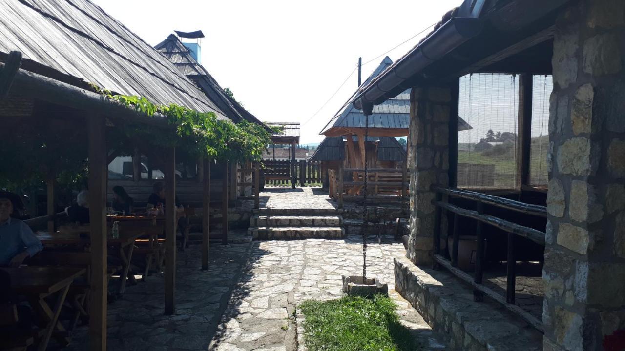 Bed and Breakfast Konoba Ognjiste Sokolac  Exterior foto